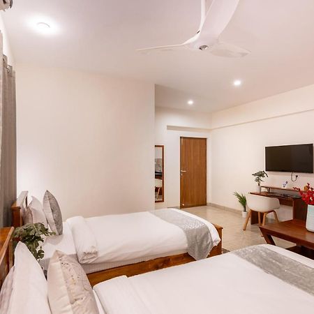 The Silver Chimes Suites Bangalore Extérieur photo