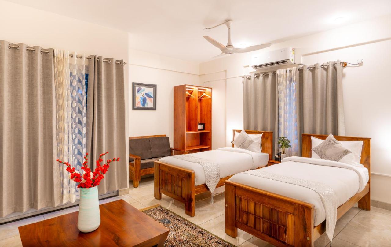 The Silver Chimes Suites Bangalore Extérieur photo