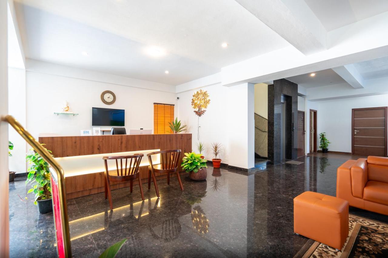 The Silver Chimes Suites Bangalore Extérieur photo