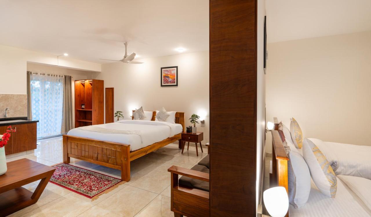 The Silver Chimes Suites Bangalore Extérieur photo